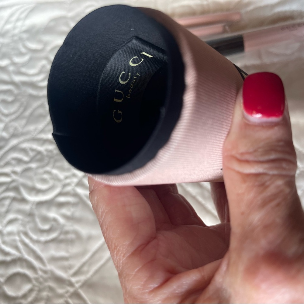 Gucci Beauty Soft Pink Cosmetic Brush Holder - Picture 5 of 7